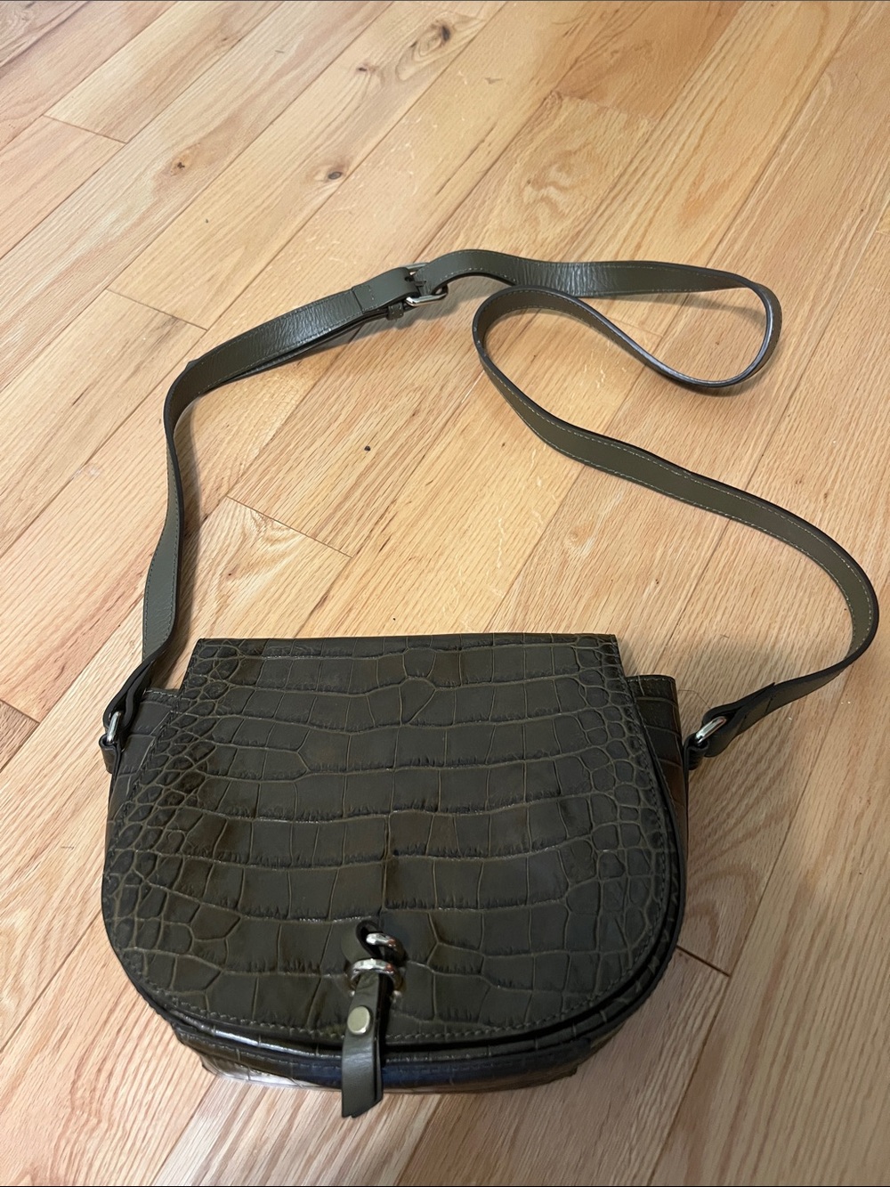 Massimo Dutti Olive Croc-Effect Saddle Crossbody